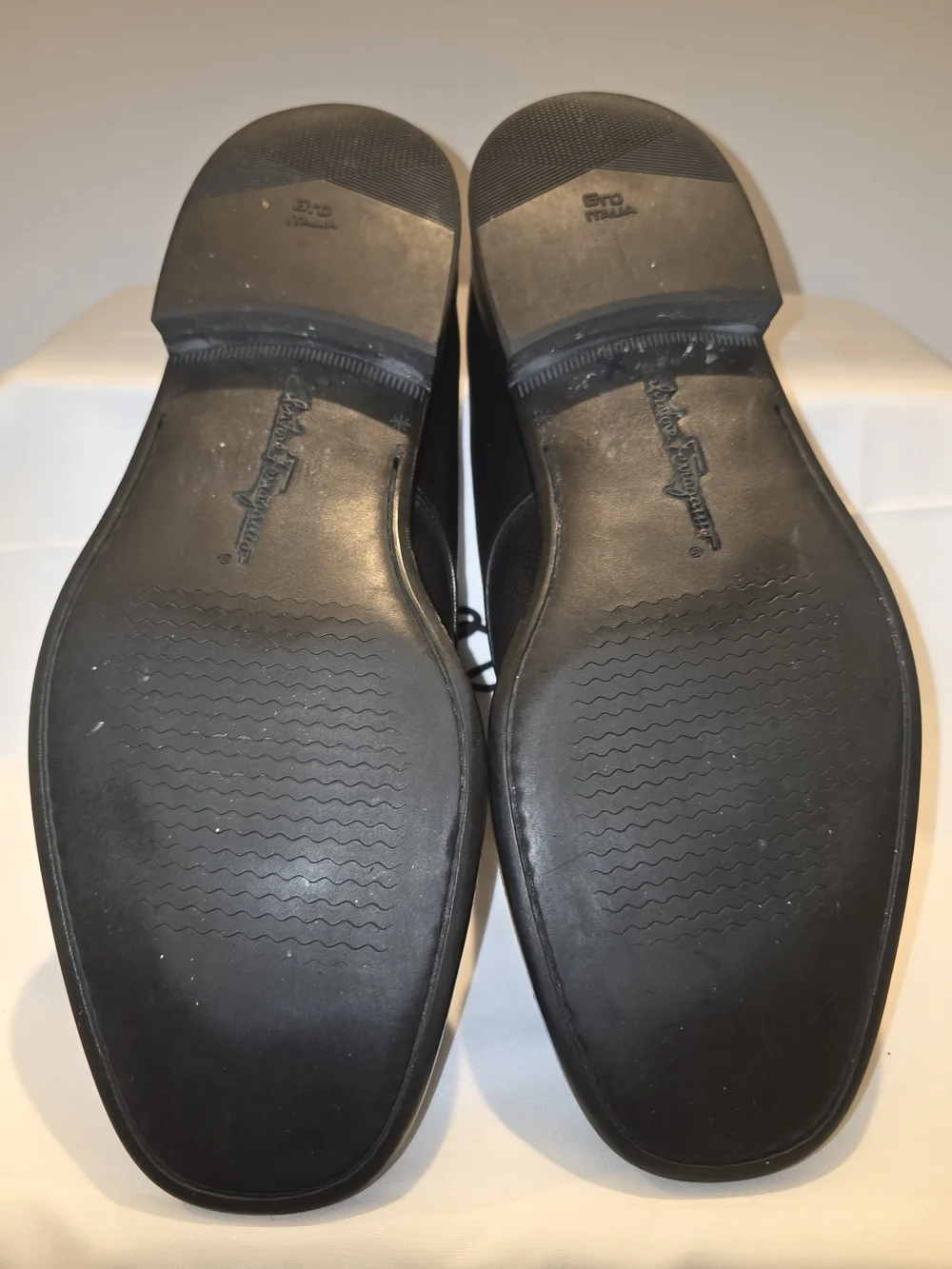 Salvatore Ferragamo Black Leather Cap-Toe Derby Shoes